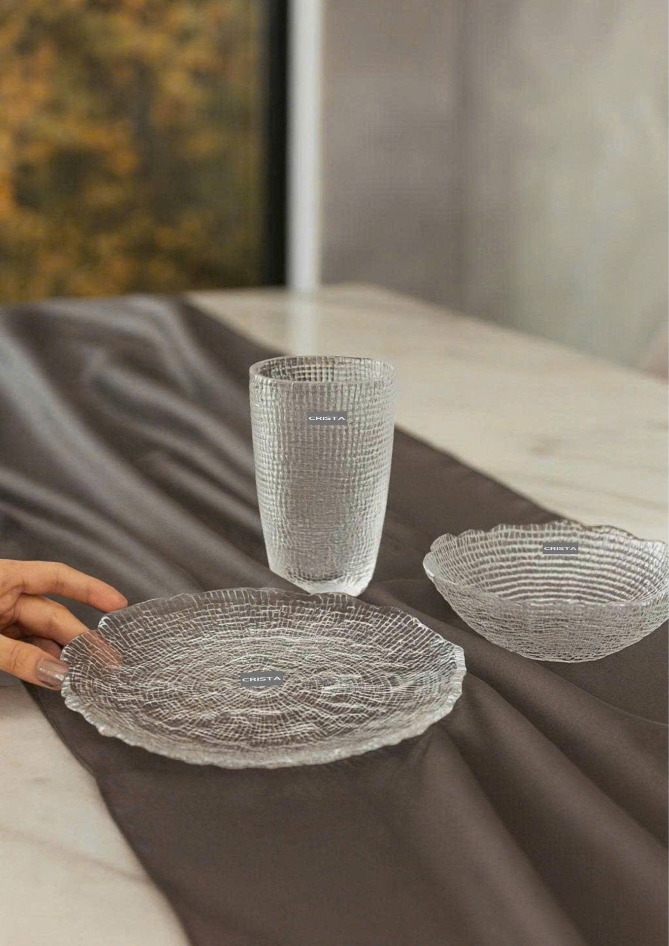 SET OF 6 EMBOSSED MESH-PATTERN GLASSWARE PIECES - WHITE