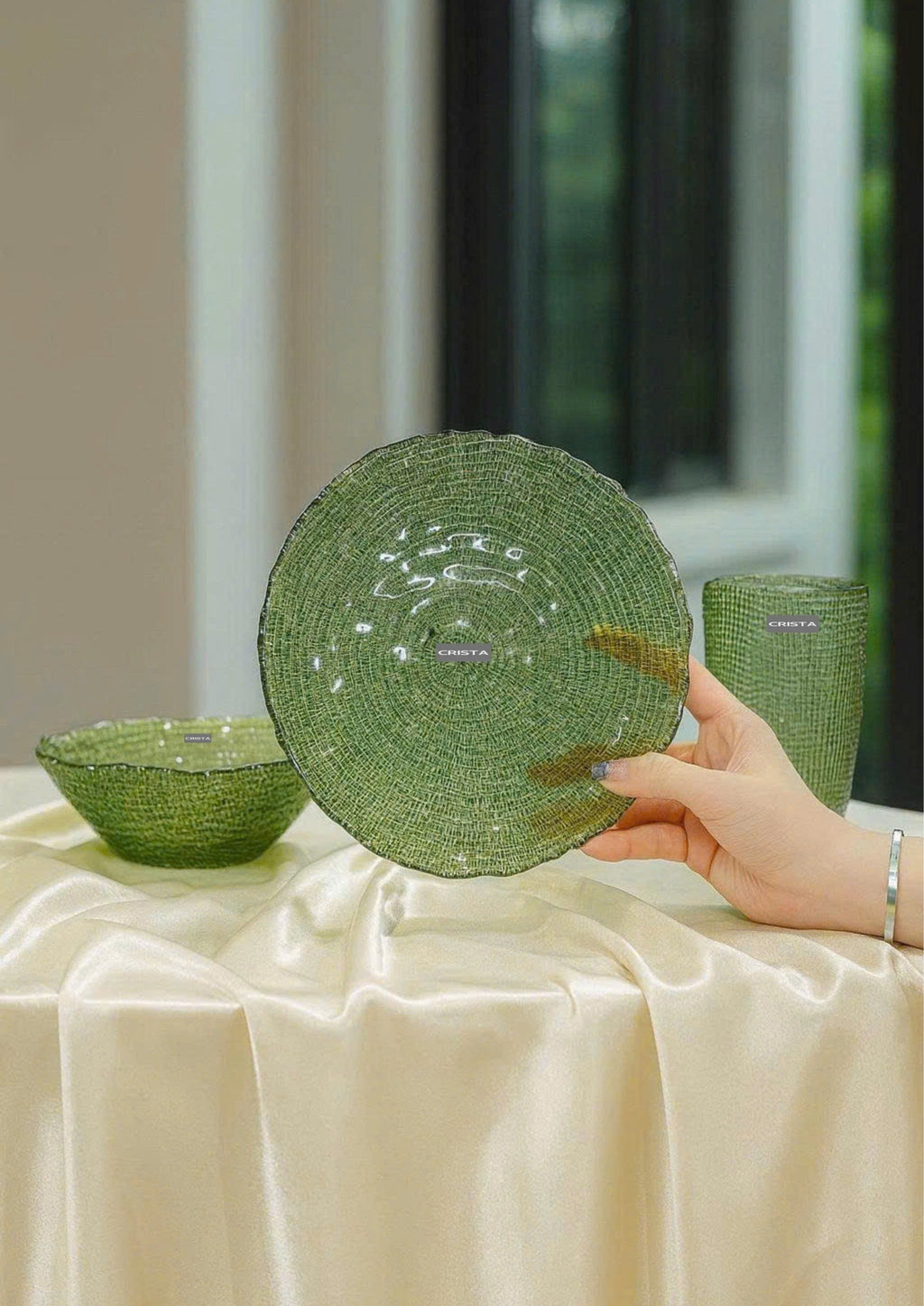 SET OF 6 EMBOSSED MESH-PATTERN GLASSWARE – GREEN