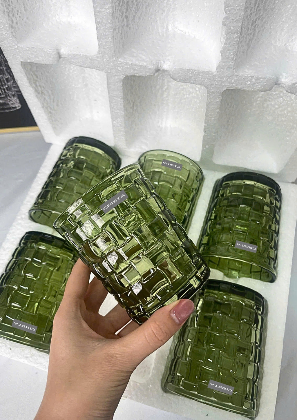 SET OF 6 CHECKERED GLASS TUMBLERS – GREEN