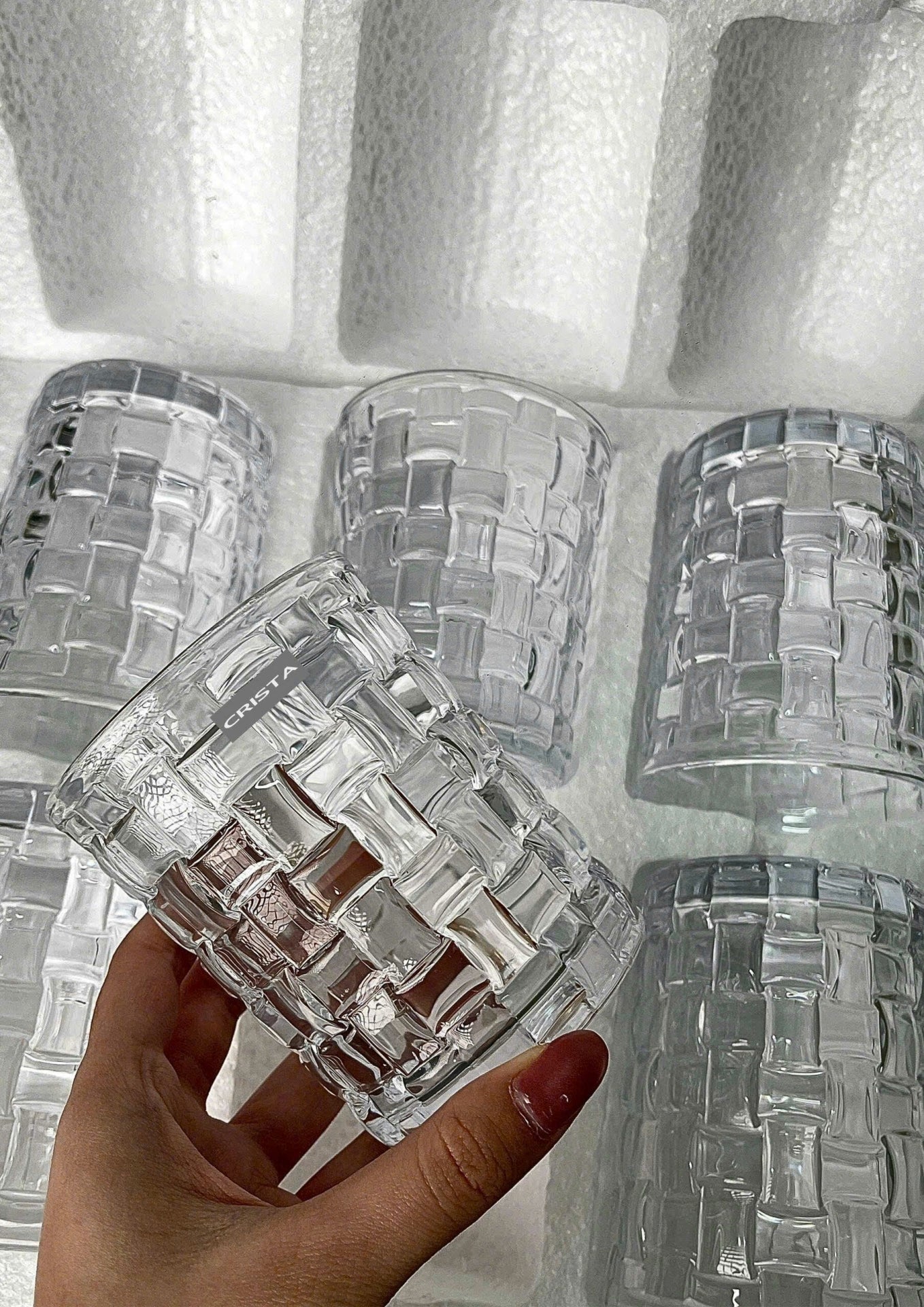 SET OF 6 CHECKERED CLEAR GLASS TUMBLERS