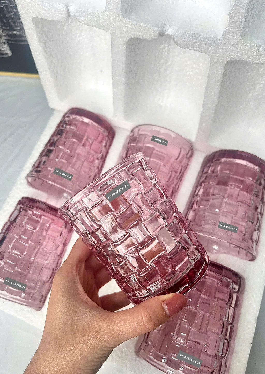 SET OF 6 CHECKERED GLASS TUMBLERS – PINK