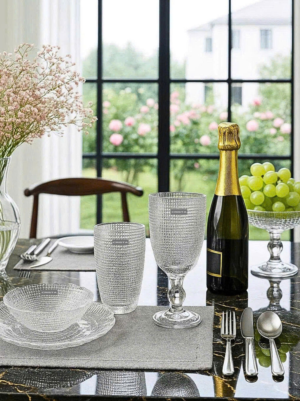 SET OF 6 MESH-PATTERN GLASS TUMBLERS – WHITE