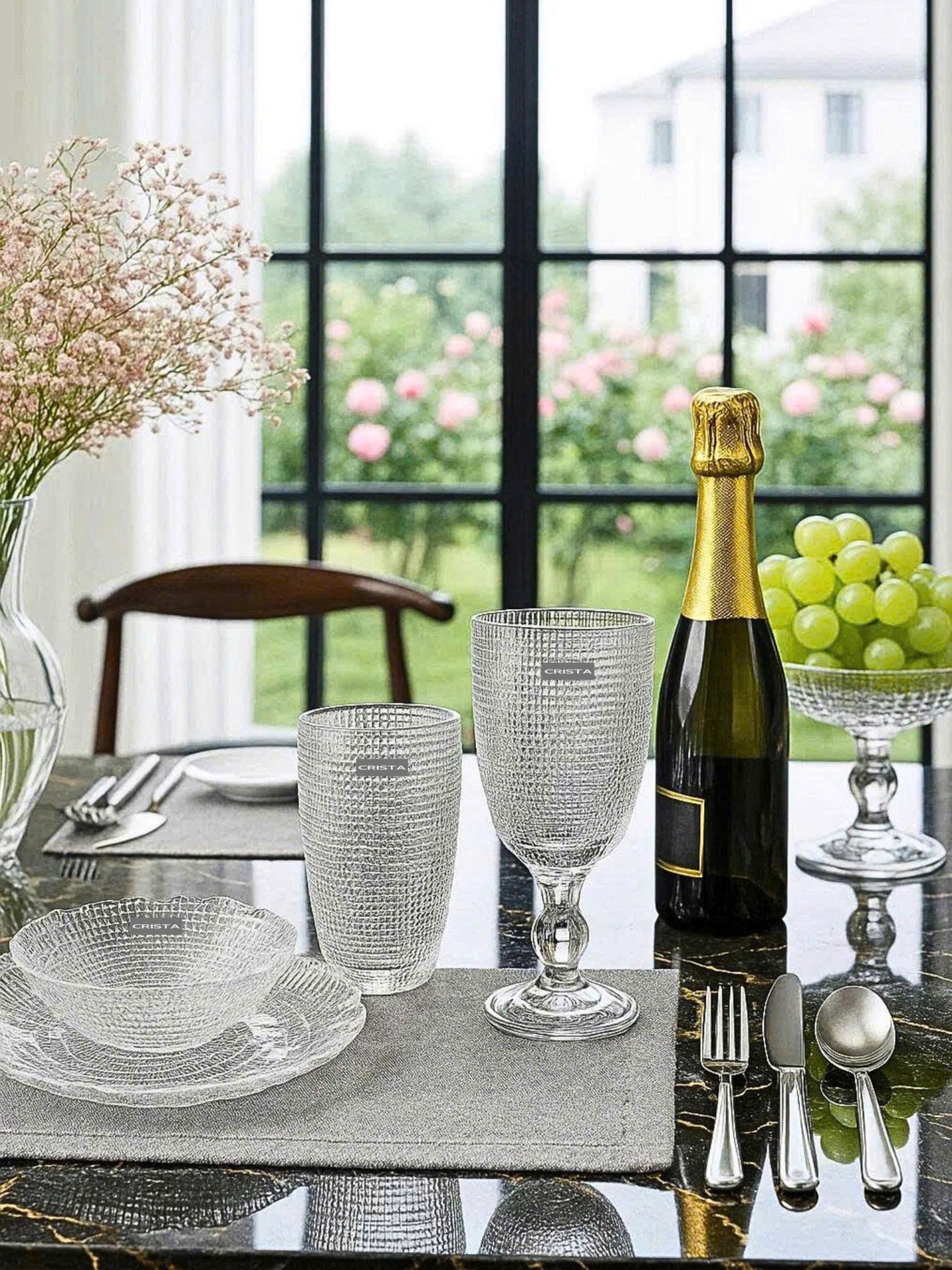 SET OF 6 MESH-PATTERN GLASS TUMBLERS – WHITE